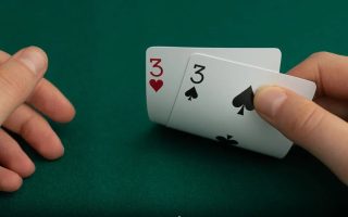 作为翻前加注者和跟注者,分别该如何游戏低对?