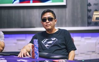 【Doug Lee】从100到70万:扑克怪杰以“李小龙”式混合打法,穿梭职业赛场的业余赢家