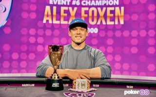 【Alex Foxen】被老师断言“会进监狱”的孩子，靠打牌赚了3.8亿