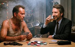 你以为《虎胆龙威》只是圣诞片？它是一部高级扑克策略指南吗？